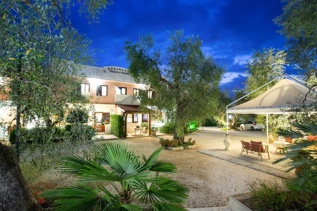 Residence Valleverde Vieste Bagian luar foto