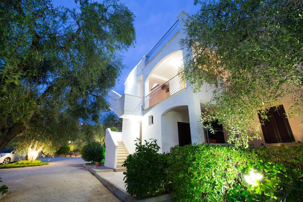 Residence Valleverde Vieste Bagian luar foto