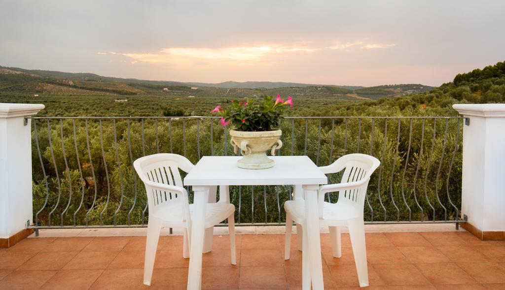 Residence Valleverde Vieste Bagian luar foto